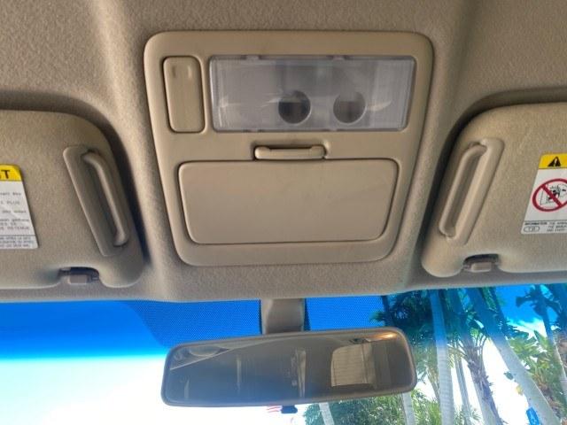 1999 Desert Bronze Metallic /Ivory Lexus RX 300 Luxury SUV LOW MILES 62,417 1 OWNER (JT6GF10U6X0) with an 3.0L Aluminum 24-Valve V6 Engine engine, Automatic transmission, located at 4701 North Dixie Hwy, Pompano Beach, FL, 33064, (954) 422-2889, 26.240938, -80.123474 - OUR WEBPAGE FLORIDACARS1.COM HAS OVER 100 PHOTOS AND FREE CARFAX LINK 1999 Lexus RX 300 1 OWNER 4 Door Wagon/Sport Utility 3.0L V6 F 24V Gasoline 24 MPG Front Wheel Drive Features ABS Brakes Air Conditioning Alloy Wheels AM/FM Stereo Automatic Transmission Cassette Player Cruise Control Full Roof Ra- Photo#44