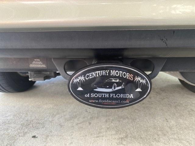 1999 Desert Bronze Metallic /Ivory Lexus RX 300 Luxury SUV LOW MILES 62,417 1 OWNER (JT6GF10U6X0) with an 3.0L Aluminum 24-Valve V6 Engine engine, Automatic transmission, located at 4701 North Dixie Hwy, Pompano Beach, FL, 33064, (954) 422-2889, 26.240938, -80.123474 - OUR WEBPAGE FLORIDACARS1.COM HAS OVER 100 PHOTOS AND FREE CARFAX LINK 1999 Lexus RX 300 1 OWNER 4 Door Wagon/Sport Utility 3.0L V6 F 24V Gasoline 24 MPG Front Wheel Drive Features ABS Brakes Air Conditioning Alloy Wheels AM/FM Stereo Automatic Transmission Cassette Player Cruise Control Full Roof Ra- Photo#64