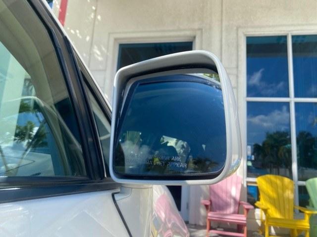 1999 Desert Bronze Metallic /Ivory Lexus RX 300 Luxury SUV LOW MILES 62,417 1 OWNER (JT6GF10U6X0) with an 3.0L Aluminum 24-Valve V6 Engine engine, Automatic transmission, located at 4701 North Dixie Hwy, Pompano Beach, FL, 33064, (954) 422-2889, 26.240938, -80.123474 - OUR WEBPAGE FLORIDACARS1.COM HAS OVER 100 PHOTOS AND FREE CARFAX LINK 1999 Lexus RX 300 1 OWNER 4 Door Wagon/Sport Utility 3.0L V6 F 24V Gasoline 24 MPG Front Wheel Drive Features ABS Brakes Air Conditioning Alloy Wheels AM/FM Stereo Automatic Transmission Cassette Player Cruise Control Full Roof Ra- Photo#75