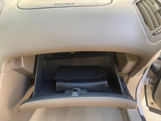 1999 Desert Bronze Metallic /Ivory Lexus RX 300 Luxury SUV LOW MILES 62,417 1 OWNER (JT6GF10U6X0) with an 3.0L Aluminum 24-Valve V6 Engine engine, Automatic transmission, located at 4701 North Dixie Hwy, Pompano Beach, FL, 33064, (954) 422-2889, 26.240938, -80.123474 - OUR WEBPAGE FLORIDACARS1.COM HAS OVER 100 PHOTOS AND FREE CARFAX LINK 1999 Lexus RX 300 1 OWNER 4 Door Wagon/Sport Utility 3.0L V6 F 24V Gasoline 24 MPG Front Wheel Drive Features ABS Brakes Air Conditioning Alloy Wheels AM/FM Stereo Automatic Transmission Cassette Player Cruise Control Full Roof Ra- Photo#82