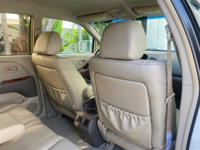 1999 Desert Bronze Metallic /Ivory Lexus RX 300 Luxury SUV LOW MILES 62,417 1 OWNER (JT6GF10U6X0) with an 3.0L Aluminum 24-Valve V6 Engine engine, Automatic transmission, located at 4701 North Dixie Hwy, Pompano Beach, FL, 33064, (954) 422-2889, 26.240938, -80.123474 - OUR WEBPAGE FLORIDACARS1.COM HAS OVER 100 PHOTOS AND FREE CARFAX LINK 1999 Lexus RX 300 1 OWNER 4 Door Wagon/Sport Utility 3.0L V6 F 24V Gasoline 24 MPG Front Wheel Drive Features ABS Brakes Air Conditioning Alloy Wheels AM/FM Stereo Automatic Transmission Cassette Player Cruise Control Full Roof Ra- Photo#87