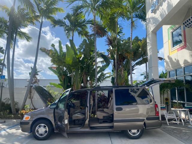 2005 Bronzemist Metallic /Neutral Chevrolet Venture LS LOW MILES 48,285 (1GNDV23E45D) with an 3.4L 3400 V6 SFI Engine engine, Automatic transmission, located at 4701 North Dixie Hwy, Pompano Beach, FL, 33064, (954) 422-2889, 26.240938, -80.123474 - OUR WEBPAGE FLORIDACARS1.COM HAS OVER 100 PHOTOS AND FREE CARFAX LINK 2005 Chevrolet Venture LS Van 3.4L V6 F Gasoline 26 MPG Front Wheel Drive Features ABS Brakes Air Conditioning Alloy Wheels AM/FM Stereo Automatic Transmission CD Audio Cloth Seats Cruise Control Parking Sensors Power Locks Roof R- Photo#8