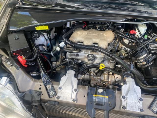 2005 Bronzemist Metallic /Neutral Chevrolet Venture LS LOW MILES 48,285 (1GNDV23E45D) with an 3.4L 3400 V6 SFI Engine engine, Automatic transmission, located at 4701 North Dixie Hwy, Pompano Beach, FL, 33064, (954) 422-2889, 26.240938, -80.123474 - OUR WEBPAGE FLORIDACARS1.COM HAS OVER 100 PHOTOS AND FREE CARFAX LINK 2005 Chevrolet Venture LS Van 3.4L V6 F Gasoline 26 MPG Front Wheel Drive Features ABS Brakes Air Conditioning Alloy Wheels AM/FM Stereo Automatic Transmission CD Audio Cloth Seats Cruise Control Parking Sensors Power Locks Roof R- Photo#24