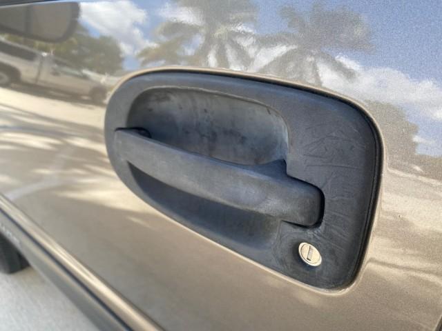 2005 Bronzemist Metallic /Neutral Chevrolet Venture LS LOW MILES 48,285 (1GNDV23E45D) with an 3.4L 3400 V6 SFI Engine engine, Automatic transmission, located at 4701 North Dixie Hwy, Pompano Beach, FL, 33064, (954) 422-2889, 26.240938, -80.123474 - OUR WEBPAGE FLORIDACARS1.COM HAS OVER 100 PHOTOS AND FREE CARFAX LINK 2005 Chevrolet Venture LS Van 3.4L V6 F Gasoline 26 MPG Front Wheel Drive Features ABS Brakes Air Conditioning Alloy Wheels AM/FM Stereo Automatic Transmission CD Audio Cloth Seats Cruise Control Parking Sensors Power Locks Roof R- Photo#28