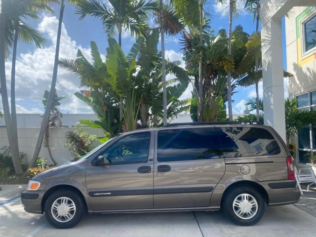 2005 Bronzemist Metallic /Neutral Chevrolet Venture LS LOW MILES 48,285 (1GNDV23E45D) with an 3.4L 3400 V6 SFI Engine engine, Automatic transmission, located at 4701 North Dixie Hwy, Pompano Beach, FL, 33064, (954) 422-2889, 26.240938, -80.123474 - OUR WEBPAGE FLORIDACARS1.COM HAS OVER 100 PHOTOS AND FREE CARFAX LINK 2005 Chevrolet Venture LS Van 3.4L V6 F Gasoline 26 MPG Front Wheel Drive Features ABS Brakes Air Conditioning Alloy Wheels AM/FM Stereo Automatic Transmission CD Audio Cloth Seats Cruise Control Parking Sensors Power Locks Roof R- Photo#50
