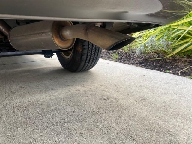2005 Bronzemist Metallic /Neutral Chevrolet Venture LS LOW MILES 48,285 (1GNDV23E45D) with an 3.4L 3400 V6 SFI Engine engine, Automatic transmission, located at 4701 North Dixie Hwy, Pompano Beach, FL, 33064, (954) 422-2889, 26.240938, -80.123474 - OUR WEBPAGE FLORIDACARS1.COM HAS OVER 100 PHOTOS AND FREE CARFAX LINK 2005 Chevrolet Venture LS Van 3.4L V6 F Gasoline 26 MPG Front Wheel Drive Features ABS Brakes Air Conditioning Alloy Wheels AM/FM Stereo Automatic Transmission CD Audio Cloth Seats Cruise Control Parking Sensors Power Locks Roof R- Photo#69