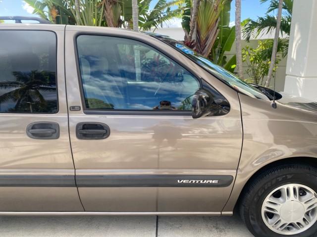 2005 Bronzemist Metallic /Neutral Chevrolet Venture LS LOW MILES 48,285 (1GNDV23E45D) with an 3.4L 3400 V6 SFI Engine engine, Automatic transmission, located at 4701 North Dixie Hwy, Pompano Beach, FL, 33064, (954) 422-2889, 26.240938, -80.123474 - OUR WEBPAGE FLORIDACARS1.COM HAS OVER 100 PHOTOS AND FREE CARFAX LINK 2005 Chevrolet Venture LS Van 3.4L V6 F Gasoline 26 MPG Front Wheel Drive Features ABS Brakes Air Conditioning Alloy Wheels AM/FM Stereo Automatic Transmission CD Audio Cloth Seats Cruise Control Parking Sensors Power Locks Roof R- Photo#77