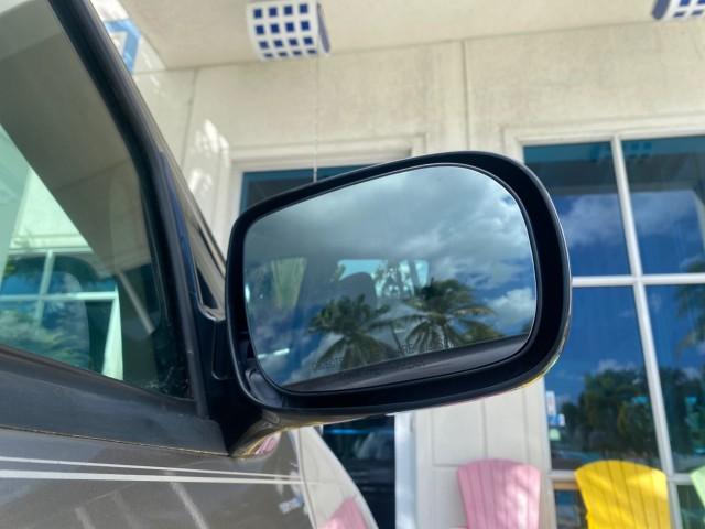 2005 Bronzemist Metallic /Neutral Chevrolet Venture LS LOW MILES 48,285 (1GNDV23E45D) with an 3.4L 3400 V6 SFI Engine engine, Automatic transmission, located at 4701 North Dixie Hwy, Pompano Beach, FL, 33064, (954) 422-2889, 26.240938, -80.123474 - OUR WEBPAGE FLORIDACARS1.COM HAS OVER 100 PHOTOS AND FREE CARFAX LINK 2005 Chevrolet Venture LS Van 3.4L V6 F Gasoline 26 MPG Front Wheel Drive Features ABS Brakes Air Conditioning Alloy Wheels AM/FM Stereo Automatic Transmission CD Audio Cloth Seats Cruise Control Parking Sensors Power Locks Roof R- Photo#79