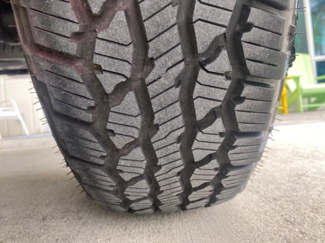 2008 Redfire Metallic /Medium Dk Flint Ford Ranger Sport LOW MILES 51,759 X CAB LOADED (1FTYR14U28P) with an 3.0L OHV V6 Engine engine, Automatic transmission, located at 4701 North Dixie Hwy, Pompano Beach, FL, 33064, (954) 422-2889, 26.240938, -80.123474 - OUR WEBPAGE FLORIDACARS1.COM HAS OVER 100 PHOTOS AND FREE CARFAX LINK 2008 Ford Ranger Sport Club Cab Pickup 3.0L V6 F Gasoline 20 MPG Rear Wheel Drive Features ABS Brakes Air Conditioning Alloy Wheels AM/FM Stereo Automatic Transmission Auxiliary Audio Input Bed Liner CD Audio Cloth Seats Power Loc- Photo#61