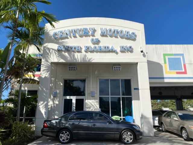 2004 Flint Mica /Ash Lexus LS 430 LOW MILES 79,700 1 OWNER (JTHBN36F740) with an 4.3L DOHC EFI 32-Valve V8 Engine engine, Automatic transmission, located at 4701 North Dixie Hwy, Pompano Beach, FL, 33064, (954) 422-2889, 26.240938, -80.123474 - OUR WEBPAGE FLORIDACARS1.COM HAS OVER 100 PHOTOS AND FREE CARFAX LINK 2004 Lexus LS 430 1 OWNER Sedan 4 DR 4.3L V8 F DOHC 32V Gasoline 25 MPG Rear Wheel Drive Features A/C Seat(s) ABS Brakes Air Conditioning Alloy Wheels AM/FM Stereo Automatic Transmission Cassette Player CD Audio Cruise Control Lea- Photo#0