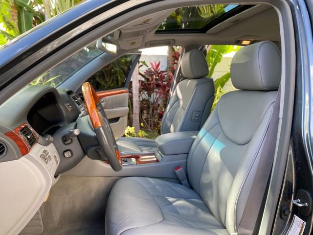 2004 Flint Mica /Ash Lexus LS 430 LOW MILES 79,700 1 OWNER (JTHBN36F740) with an 4.3L DOHC EFI 32-Valve V8 Engine engine, Automatic transmission, located at 4701 North Dixie Hwy, Pompano Beach, FL, 33064, (954) 422-2889, 26.240938, -80.123474 - OUR WEBPAGE FLORIDACARS1.COM HAS OVER 100 PHOTOS AND FREE CARFAX LINK 2004 Lexus LS 430 1 OWNER Sedan 4 DR 4.3L V8 F DOHC 32V Gasoline 25 MPG Rear Wheel Drive Features A/C Seat(s) ABS Brakes Air Conditioning Alloy Wheels AM/FM Stereo Automatic Transmission Cassette Player CD Audio Cruise Control Lea- Photo#10