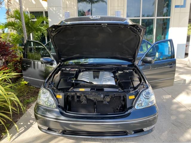 2004 Flint Mica /Ash Lexus LS 430 LOW MILES 79,700 1 OWNER (JTHBN36F740) with an 4.3L DOHC EFI 32-Valve V8 Engine engine, Automatic transmission, located at 4701 North Dixie Hwy, Pompano Beach, FL, 33064, (954) 422-2889, 26.240938, -80.123474 - OUR WEBPAGE FLORIDACARS1.COM HAS OVER 100 PHOTOS AND FREE CARFAX LINK 2004 Lexus LS 430 1 OWNER Sedan 4 DR 4.3L V8 F DOHC 32V Gasoline 25 MPG Rear Wheel Drive Features A/C Seat(s) ABS Brakes Air Conditioning Alloy Wheels AM/FM Stereo Automatic Transmission Cassette Player CD Audio Cruise Control Lea- Photo#17