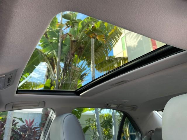 2004 Flint Mica /Ash Lexus LS 430 LOW MILES 79,700 1 OWNER (JTHBN36F740) with an 4.3L DOHC EFI 32-Valve V8 Engine engine, Automatic transmission, located at 4701 North Dixie Hwy, Pompano Beach, FL, 33064, (954) 422-2889, 26.240938, -80.123474 - OUR WEBPAGE FLORIDACARS1.COM HAS OVER 100 PHOTOS AND FREE CARFAX LINK 2004 Lexus LS 430 1 OWNER Sedan 4 DR 4.3L V8 F DOHC 32V Gasoline 25 MPG Rear Wheel Drive Features A/C Seat(s) ABS Brakes Air Conditioning Alloy Wheels AM/FM Stereo Automatic Transmission Cassette Player CD Audio Cruise Control Lea- Photo#49