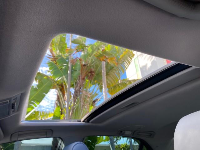 2004 Flint Mica /Ash Lexus LS 430 LOW MILES 79,700 1 OWNER (JTHBN36F740) with an 4.3L DOHC EFI 32-Valve V8 Engine engine, Automatic transmission, located at 4701 North Dixie Hwy, Pompano Beach, FL, 33064, (954) 422-2889, 26.240938, -80.123474 - OUR WEBPAGE FLORIDACARS1.COM HAS OVER 100 PHOTOS AND FREE CARFAX LINK 2004 Lexus LS 430 1 OWNER Sedan 4 DR 4.3L V8 F DOHC 32V Gasoline 25 MPG Rear Wheel Drive Features A/C Seat(s) ABS Brakes Air Conditioning Alloy Wheels AM/FM Stereo Automatic Transmission Cassette Player CD Audio Cruise Control Lea- Photo#50