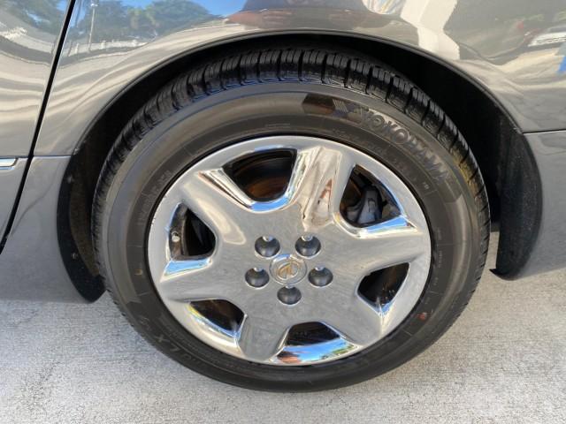 2004 Flint Mica /Ash Lexus LS 430 LOW MILES 79,700 1 OWNER (JTHBN36F740) with an 4.3L DOHC EFI 32-Valve V8 Engine engine, Automatic transmission, located at 4701 North Dixie Hwy, Pompano Beach, FL, 33064, (954) 422-2889, 26.240938, -80.123474 - OUR WEBPAGE FLORIDACARS1.COM HAS OVER 100 PHOTOS AND FREE CARFAX LINK 2004 Lexus LS 430 1 OWNER Sedan 4 DR 4.3L V8 F DOHC 32V Gasoline 25 MPG Rear Wheel Drive Features A/C Seat(s) ABS Brakes Air Conditioning Alloy Wheels AM/FM Stereo Automatic Transmission Cassette Player CD Audio Cruise Control Lea- Photo#59
