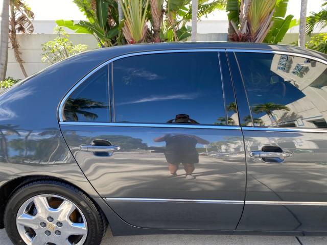 2004 Flint Mica /Ash Lexus LS 430 LOW MILES 79,700 1 OWNER (JTHBN36F740) with an 4.3L DOHC EFI 32-Valve V8 Engine engine, Automatic transmission, located at 4701 North Dixie Hwy, Pompano Beach, FL, 33064, (954) 422-2889, 26.240938, -80.123474 - OUR WEBPAGE FLORIDACARS1.COM HAS OVER 100 PHOTOS AND FREE CARFAX LINK 2004 Lexus LS 430 1 OWNER Sedan 4 DR 4.3L V8 F DOHC 32V Gasoline 25 MPG Rear Wheel Drive Features A/C Seat(s) ABS Brakes Air Conditioning Alloy Wheels AM/FM Stereo Automatic Transmission Cassette Player CD Audio Cruise Control Lea- Photo#83