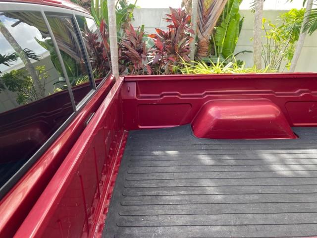 2000 Dark Cherry Red Metallic /Medium Gray Chevrolet S-10 LS LOW MILES 74,811 X CAB (1GCCS1956Y8) with an 2.2L Vortec 1000 SFI Gas/ethanol Flex-Fuel L4 Engine engine, Automatic transmission, located at 4701 North Dixie Hwy, Pompano Beach, FL, 33064, (954) 422-2889, 26.240938, -80.123474 - OUR WEBPAGE FLORIDACARS1.COM HAS OVER 100 PHOTOS AND FREE CARFAX LINK 2000 Chevrolet S-10 Club Cab Pickup 2.2L I4 F Flex Fuel 29 MPG Rear Wheel Drive Features ABS Brakes Air Conditioning Alloy Wheels AM/FM Stereo Automatic Transmission CD Audio Cloth Seats Cruise Control 2000 Chevrolet S-10 Extended- Photo#54