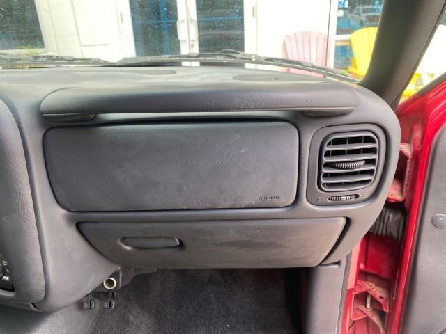 2000 Dark Cherry Red Metallic /Medium Gray Chevrolet S-10 LS LOW MILES 74,811 X CAB (1GCCS1956Y8) with an 2.2L Vortec 1000 SFI Gas/ethanol Flex-Fuel L4 Engine engine, Automatic transmission, located at 4701 North Dixie Hwy, Pompano Beach, FL, 33064, (954) 422-2889, 26.240938, -80.123474 - OUR WEBPAGE FLORIDACARS1.COM HAS OVER 100 PHOTOS AND FREE CARFAX LINK 2000 Chevrolet S-10 Club Cab Pickup 2.2L I4 F Flex Fuel 29 MPG Rear Wheel Drive Features ABS Brakes Air Conditioning Alloy Wheels AM/FM Stereo Automatic Transmission CD Audio Cloth Seats Cruise Control 2000 Chevrolet S-10 Extended- Photo#81