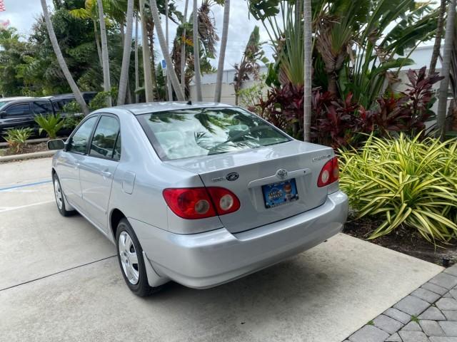 2008 Silver Streak Mica /Stone Toyota Corolla LE LOW MILES 36,131 1 OWNER (1NXBR32E08Z) with an 1.8L DOHC SFI 16-Valve VVT-i 4-Cyl Engine engine, Automatic transmission, located at 4701 North Dixie Hwy, Pompano Beach, FL, 33064, (954) 422-2889, 26.240938, -80.123474 - OUR WEBPAGE FLORIDACARS1.COM HAS OVER 100 PHOTOS AND FREE CARFAX LINK 2008 Toyota Corolla S 1 OWNER Sedan 4 DR 1.8L I4 F DOHC 16V Gasoline 41 MPG Front Wheel Drive Features Air Conditioning AM/FM Stereo Automatic Transmission CD Audio Cloth Seats Cruise Control Power Locks Power Mirrors Power Window- Photo#5