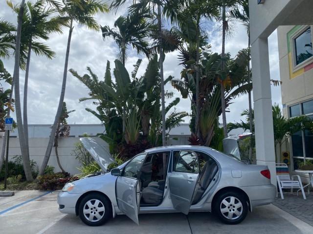 2008 Silver Streak Mica /Stone Toyota Corolla LE LOW MILES 36,131 1 OWNER (1NXBR32E08Z) with an 1.8L DOHC SFI 16-Valve VVT-i 4-Cyl Engine engine, Automatic transmission, located at 4701 North Dixie Hwy, Pompano Beach, FL, 33064, (954) 422-2889, 26.240938, -80.123474 - OUR WEBPAGE FLORIDACARS1.COM HAS OVER 100 PHOTOS AND FREE CARFAX LINK 2008 Toyota Corolla S 1 OWNER Sedan 4 DR 1.8L I4 F DOHC 16V Gasoline 41 MPG Front Wheel Drive Features Air Conditioning AM/FM Stereo Automatic Transmission CD Audio Cloth Seats Cruise Control Power Locks Power Mirrors Power Window- Photo#8