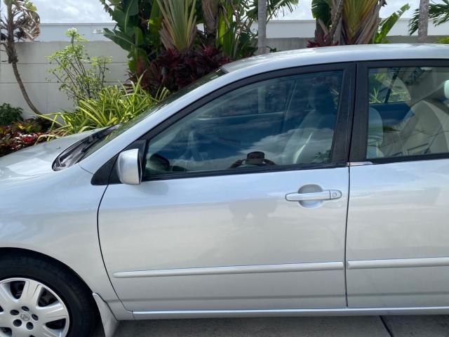2008 Silver Streak Mica /Stone Toyota Corolla LE LOW MILES 36,131 1 OWNER (1NXBR32E08Z) with an 1.8L DOHC SFI 16-Valve VVT-i 4-Cyl Engine engine, Automatic transmission, located at 4701 North Dixie Hwy, Pompano Beach, FL, 33064, (954) 422-2889, 26.240938, -80.123474 - OUR WEBPAGE FLORIDACARS1.COM HAS OVER 100 PHOTOS AND FREE CARFAX LINK 2008 Toyota Corolla S 1 OWNER Sedan 4 DR 1.8L I4 F DOHC 16V Gasoline 41 MPG Front Wheel Drive Features Air Conditioning AM/FM Stereo Automatic Transmission CD Audio Cloth Seats Cruise Control Power Locks Power Mirrors Power Window- Photo#27