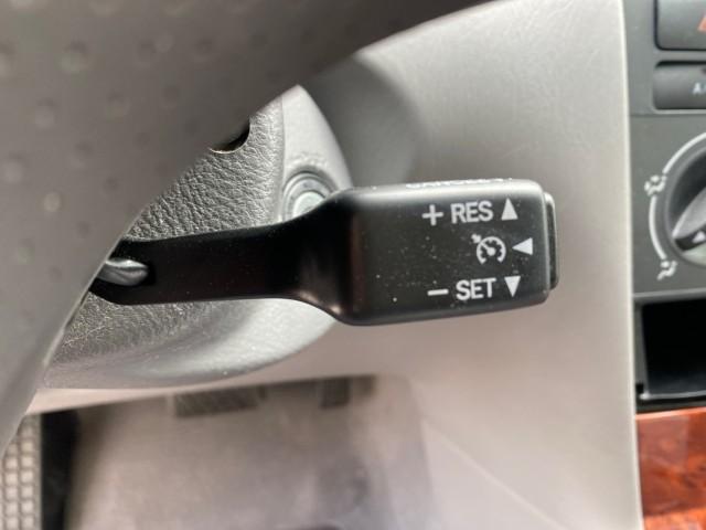 2008 Silver Streak Mica /Stone Toyota Corolla LE LOW MILES 36,131 1 OWNER (1NXBR32E08Z) with an 1.8L DOHC SFI 16-Valve VVT-i 4-Cyl Engine engine, Automatic transmission, located at 4701 North Dixie Hwy, Pompano Beach, FL, 33064, (954) 422-2889, 26.240938, -80.123474 - OUR WEBPAGE FLORIDACARS1.COM HAS OVER 100 PHOTOS AND FREE CARFAX LINK 2008 Toyota Corolla S 1 OWNER Sedan 4 DR 1.8L I4 F DOHC 16V Gasoline 41 MPG Front Wheel Drive Features Air Conditioning AM/FM Stereo Automatic Transmission CD Audio Cloth Seats Cruise Control Power Locks Power Mirrors Power Window- Photo#36