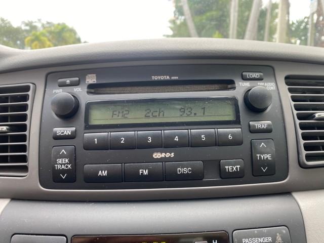 2008 Silver Streak Mica /Stone Toyota Corolla LE LOW MILES 36,131 1 OWNER (1NXBR32E08Z) with an 1.8L DOHC SFI 16-Valve VVT-i 4-Cyl Engine engine, Automatic transmission, located at 4701 North Dixie Hwy, Pompano Beach, FL, 33064, (954) 422-2889, 26.240938, -80.123474 - OUR WEBPAGE FLORIDACARS1.COM HAS OVER 100 PHOTOS AND FREE CARFAX LINK 2008 Toyota Corolla S 1 OWNER Sedan 4 DR 1.8L I4 F DOHC 16V Gasoline 41 MPG Front Wheel Drive Features Air Conditioning AM/FM Stereo Automatic Transmission CD Audio Cloth Seats Cruise Control Power Locks Power Mirrors Power Window- Photo#43
