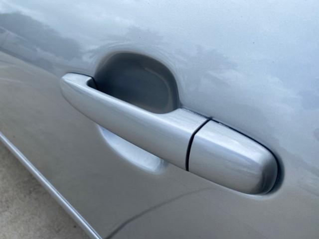 2008 Silver Streak Mica /Stone Toyota Corolla LE LOW MILES 36,131 1 OWNER (1NXBR32E08Z) with an 1.8L DOHC SFI 16-Valve VVT-i 4-Cyl Engine engine, Automatic transmission, located at 4701 North Dixie Hwy, Pompano Beach, FL, 33064, (954) 422-2889, 26.240938, -80.123474 - OUR WEBPAGE FLORIDACARS1.COM HAS OVER 100 PHOTOS AND FREE CARFAX LINK 2008 Toyota Corolla S 1 OWNER Sedan 4 DR 1.8L I4 F DOHC 16V Gasoline 41 MPG Front Wheel Drive Features Air Conditioning AM/FM Stereo Automatic Transmission CD Audio Cloth Seats Cruise Control Power Locks Power Mirrors Power Window- Photo#54