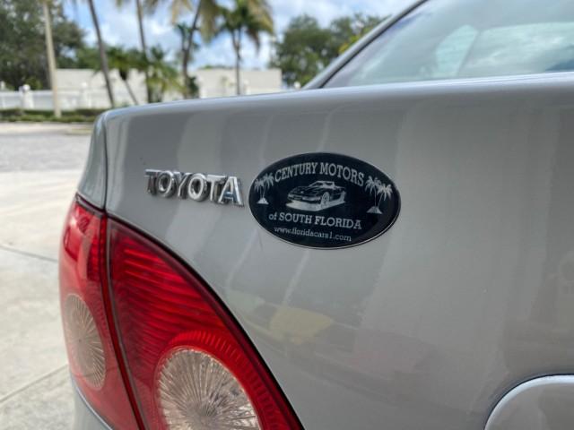 2008 Silver Streak Mica /Stone Toyota Corolla LE LOW MILES 36,131 1 OWNER (1NXBR32E08Z) with an 1.8L DOHC SFI 16-Valve VVT-i 4-Cyl Engine engine, Automatic transmission, located at 4701 North Dixie Hwy, Pompano Beach, FL, 33064, (954) 422-2889, 26.240938, -80.123474 - OUR WEBPAGE FLORIDACARS1.COM HAS OVER 100 PHOTOS AND FREE CARFAX LINK 2008 Toyota Corolla S 1 OWNER Sedan 4 DR 1.8L I4 F DOHC 16V Gasoline 41 MPG Front Wheel Drive Features Air Conditioning AM/FM Stereo Automatic Transmission CD Audio Cloth Seats Cruise Control Power Locks Power Mirrors Power Window- Photo#66