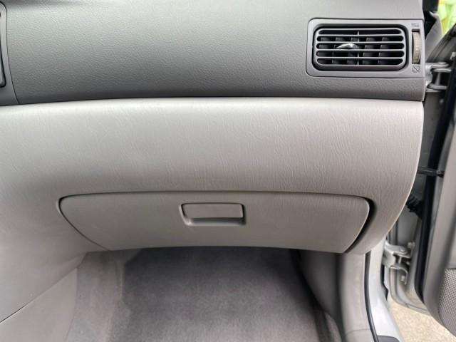 2008 Silver Streak Mica /Stone Toyota Corolla LE LOW MILES 36,131 1 OWNER (1NXBR32E08Z) with an 1.8L DOHC SFI 16-Valve VVT-i 4-Cyl Engine engine, Automatic transmission, located at 4701 North Dixie Hwy, Pompano Beach, FL, 33064, (954) 422-2889, 26.240938, -80.123474 - OUR WEBPAGE FLORIDACARS1.COM HAS OVER 100 PHOTOS AND FREE CARFAX LINK 2008 Toyota Corolla S 1 OWNER Sedan 4 DR 1.8L I4 F DOHC 16V Gasoline 41 MPG Front Wheel Drive Features Air Conditioning AM/FM Stereo Automatic Transmission CD Audio Cloth Seats Cruise Control Power Locks Power Mirrors Power Window- Photo#83