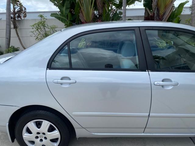 2008 Silver Streak Mica /Stone Toyota Corolla LE LOW MILES 36,131 1 OWNER (1NXBR32E08Z) with an 1.8L DOHC SFI 16-Valve VVT-i 4-Cyl Engine engine, Automatic transmission, located at 4701 North Dixie Hwy, Pompano Beach, FL, 33064, (954) 422-2889, 26.240938, -80.123474 - OUR WEBPAGE FLORIDACARS1.COM HAS OVER 100 PHOTOS AND FREE CARFAX LINK 2008 Toyota Corolla S 1 OWNER Sedan 4 DR 1.8L I4 F DOHC 16V Gasoline 41 MPG Front Wheel Drive Features Air Conditioning AM/FM Stereo Automatic Transmission CD Audio Cloth Seats Cruise Control Power Locks Power Mirrors Power Window- Photo#85