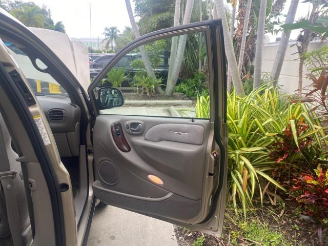 2002 Light Almond Pearl Metallic /Taupe Chrysler Town and Country Limited LOW MILES 54,870 (2C8GP64L92R) with an 3.8L SMPI V6 Engine engine, Automatic transmission, located at 4701 North Dixie Hwy, Pompano Beach, FL, 33064, (954) 422-2889, 26.240938, -80.123474 - OUR WEBPAGE FLORIDACARS1.COM HAS OVER 100 PHOTOS AND FREE CARFAX LINK 2002 Chrysler Town AND Country Limited Van 3.8L V6 F OHV 12V Gasoline 24 MPG Front Wheel Drive Features ABS Brakes Air Conditioning Alloy Wheels AM/FM Stereo Automatic Transmission CD Audio Cruise Control Full Roof Rack Leather Se- Photo#11