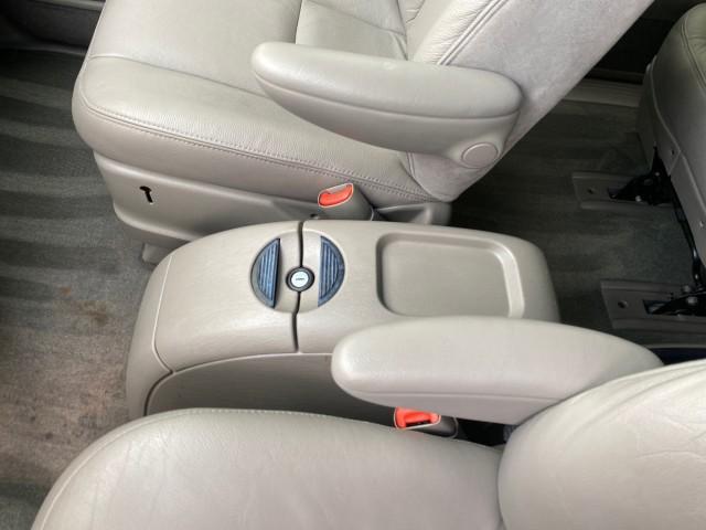 2002 Light Almond Pearl Metallic /Taupe Chrysler Town and Country Limited LOW MILES 54,870 (2C8GP64L92R) with an 3.8L SMPI V6 Engine engine, Automatic transmission, located at 4701 North Dixie Hwy, Pompano Beach, FL, 33064, (954) 422-2889, 26.240938, -80.123474 - OUR WEBPAGE FLORIDACARS1.COM HAS OVER 100 PHOTOS AND FREE CARFAX LINK 2002 Chrysler Town AND Country Limited Van 3.8L V6 F OHV 12V Gasoline 24 MPG Front Wheel Drive Features ABS Brakes Air Conditioning Alloy Wheels AM/FM Stereo Automatic Transmission CD Audio Cruise Control Full Roof Rack Leather Se- Photo#46