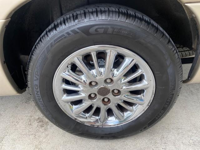 2002 Light Almond Pearl Metallic /Taupe Chrysler Town and Country Limited LOW MILES 54,870 (2C8GP64L92R) with an 3.8L SMPI V6 Engine engine, Automatic transmission, located at 4701 North Dixie Hwy, Pompano Beach, FL, 33064, (954) 422-2889, 26.240938, -80.123474 - OUR WEBPAGE FLORIDACARS1.COM HAS OVER 100 PHOTOS AND FREE CARFAX LINK 2002 Chrysler Town AND Country Limited Van 3.8L V6 F OHV 12V Gasoline 24 MPG Front Wheel Drive Features ABS Brakes Air Conditioning Alloy Wheels AM/FM Stereo Automatic Transmission CD Audio Cruise Control Full Roof Rack Leather Se- Photo#60