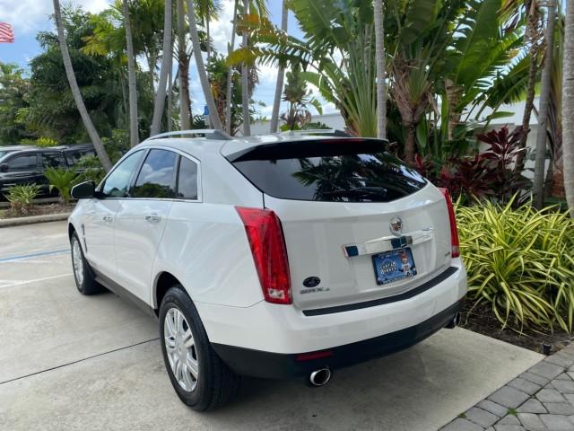 2012 Platinum Ice Tricoat /Shale w/Brownstone accents Cadillac SRX Luxury Collection LOW MILES 44,412 AWD (3GYFNDE32CS) with an 3.6L SIDI DOHC V6 VVT Engine engine, Automatic transmission, located at 4701 North Dixie Hwy, Pompano Beach, FL, 33064, (954) 422-2889, 26.240938, -80.123474 - OUR WEBPAGE FLORIDACARS1.COM HAS OVER 100 PHOTOS AND FREE CARFAX LINK 2012 Cadillac SRX Luxury Collection 1 OWNER 4 Door Wagon/Sport Utility 3.6L V6 F DOHC 24V Gasoline 24 MPG All Wheel Drive Features 4WD/AWD ABS Brakes Air Conditioning Alloy Wheels AM/FM Stereo Automatic Transmission Auxiliary Audi- Photo#5