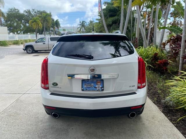 2012 Platinum Ice Tricoat /Shale w/Brownstone accents Cadillac SRX Luxury Collection LOW MILES 44,412 AWD (3GYFNDE32CS) with an 3.6L SIDI DOHC V6 VVT Engine engine, Automatic transmission, located at 4701 North Dixie Hwy, Pompano Beach, FL, 33064, (954) 422-2889, 26.240938, -80.123474 - OUR WEBPAGE FLORIDACARS1.COM HAS OVER 100 PHOTOS AND FREE CARFAX LINK 2012 Cadillac SRX Luxury Collection 1 OWNER 4 Door Wagon/Sport Utility 3.6L V6 F DOHC 24V Gasoline 24 MPG All Wheel Drive Features 4WD/AWD ABS Brakes Air Conditioning Alloy Wheels AM/FM Stereo Automatic Transmission Auxiliary Audi- Photo#34