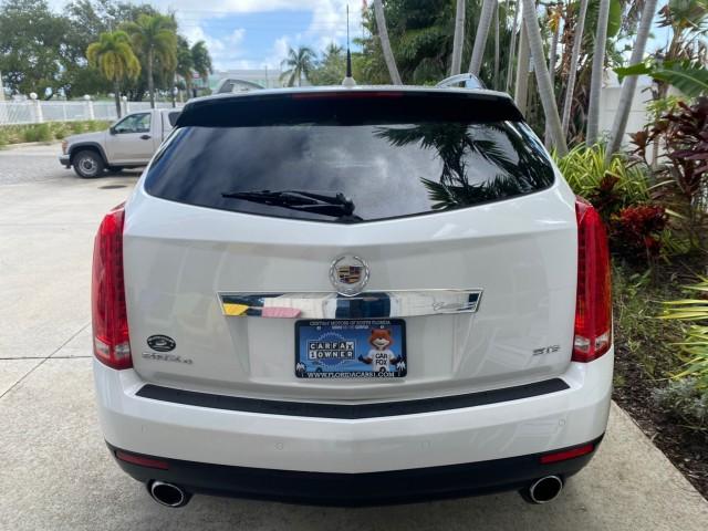 2012 Platinum Ice Tricoat /Shale w/Brownstone accents Cadillac SRX Luxury Collection LOW MILES 44,412 AWD (3GYFNDE32CS) with an 3.6L SIDI DOHC V6 VVT Engine engine, Automatic transmission, located at 4701 North Dixie Hwy, Pompano Beach, FL, 33064, (954) 422-2889, 26.240938, -80.123474 - OUR WEBPAGE FLORIDACARS1.COM HAS OVER 100 PHOTOS AND FREE CARFAX LINK 2012 Cadillac SRX Luxury Collection 1 OWNER 4 Door Wagon/Sport Utility 3.6L V6 F DOHC 24V Gasoline 24 MPG All Wheel Drive Features 4WD/AWD ABS Brakes Air Conditioning Alloy Wheels AM/FM Stereo Automatic Transmission Auxiliary Audi- Photo#35