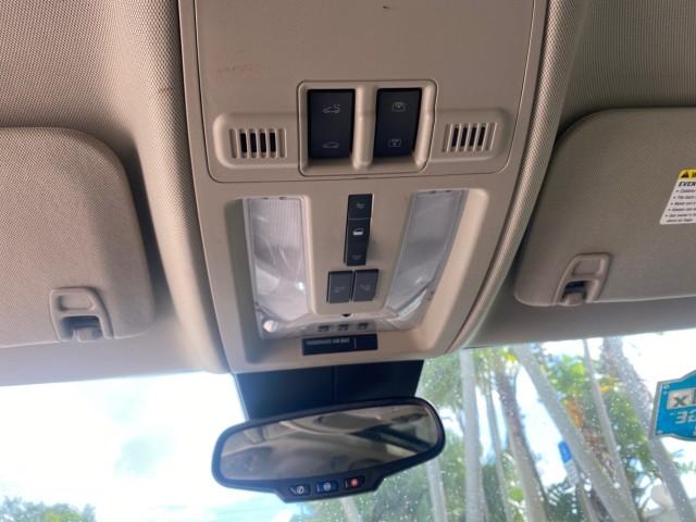 2012 Platinum Ice Tricoat /Shale w/Brownstone accents Cadillac SRX Luxury Collection LOW MILES 44,412 AWD (3GYFNDE32CS) with an 3.6L SIDI DOHC V6 VVT Engine engine, Automatic transmission, located at 4701 North Dixie Hwy, Pompano Beach, FL, 33064, (954) 422-2889, 26.240938, -80.123474 - OUR WEBPAGE FLORIDACARS1.COM HAS OVER 100 PHOTOS AND FREE CARFAX LINK 2012 Cadillac SRX Luxury Collection 1 OWNER 4 Door Wagon/Sport Utility 3.6L V6 F DOHC 24V Gasoline 24 MPG All Wheel Drive Features 4WD/AWD ABS Brakes Air Conditioning Alloy Wheels AM/FM Stereo Automatic Transmission Auxiliary Audi- Photo#55