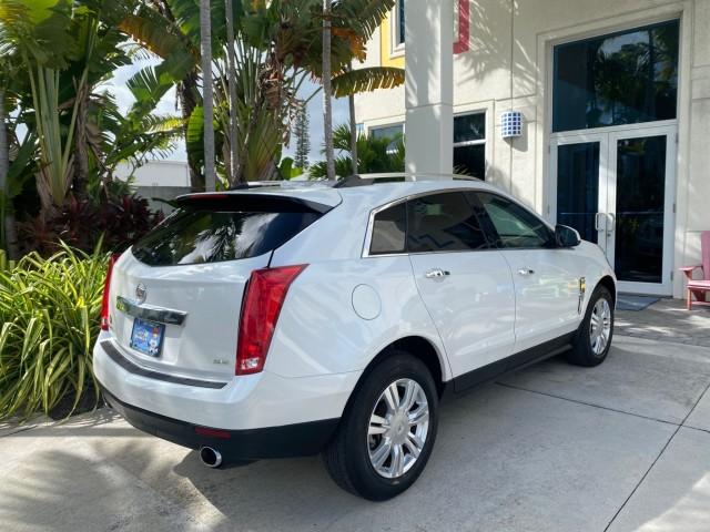 2012 Platinum Ice Tricoat /Shale w/Brownstone accents Cadillac SRX Luxury Collection LOW MILES 44,412 AWD (3GYFNDE32CS) with an 3.6L SIDI DOHC V6 VVT Engine engine, Automatic transmission, located at 4701 North Dixie Hwy, Pompano Beach, FL, 33064, (954) 422-2889, 26.240938, -80.123474 - OUR WEBPAGE FLORIDACARS1.COM HAS OVER 100 PHOTOS AND FREE CARFAX LINK 2012 Cadillac SRX Luxury Collection 1 OWNER 4 Door Wagon/Sport Utility 3.6L V6 F DOHC 24V Gasoline 24 MPG All Wheel Drive Features 4WD/AWD ABS Brakes Air Conditioning Alloy Wheels AM/FM Stereo Automatic Transmission Auxiliary Audi- Photo#76