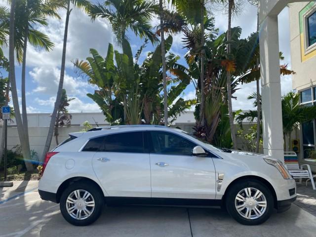 2012 Platinum Ice Tricoat /Shale w/Brownstone accents Cadillac SRX Luxury Collection LOW MILES 44,412 AWD (3GYFNDE32CS) with an 3.6L SIDI DOHC V6 VVT Engine engine, Automatic transmission, located at 4701 North Dixie Hwy, Pompano Beach, FL, 33064, (954) 422-2889, 26.240938, -80.123474 - OUR WEBPAGE FLORIDACARS1.COM HAS OVER 100 PHOTOS AND FREE CARFAX LINK 2012 Cadillac SRX Luxury Collection 1 OWNER 4 Door Wagon/Sport Utility 3.6L V6 F DOHC 24V Gasoline 24 MPG All Wheel Drive Features 4WD/AWD ABS Brakes Air Conditioning Alloy Wheels AM/FM Stereo Automatic Transmission Auxiliary Audi- Photo#78