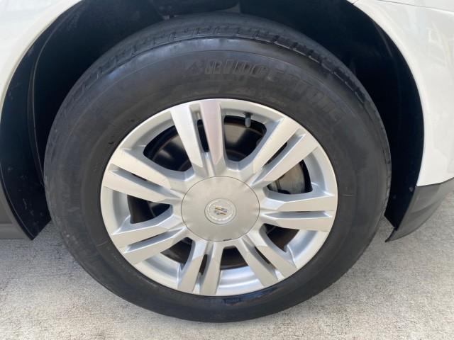 2012 Platinum Ice Tricoat /Shale w/Brownstone accents Cadillac SRX Luxury Collection LOW MILES 44,412 AWD (3GYFNDE32CS) with an 3.6L SIDI DOHC V6 VVT Engine engine, Automatic transmission, located at 4701 North Dixie Hwy, Pompano Beach, FL, 33064, (954) 422-2889, 26.240938, -80.123474 - OUR WEBPAGE FLORIDACARS1.COM HAS OVER 100 PHOTOS AND FREE CARFAX LINK 2012 Cadillac SRX Luxury Collection 1 OWNER 4 Door Wagon/Sport Utility 3.6L V6 F DOHC 24V Gasoline 24 MPG All Wheel Drive Features 4WD/AWD ABS Brakes Air Conditioning Alloy Wheels AM/FM Stereo Automatic Transmission Auxiliary Audi- Photo#84