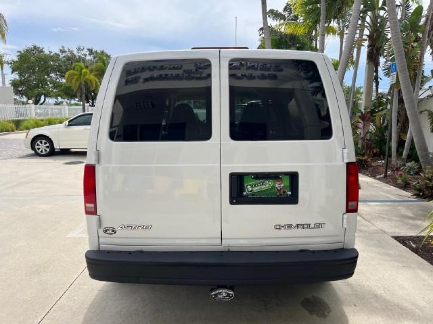 2005 Summit White /Medium Gray Chevrolet Astro Cargo Van LOW MILES 82,583 (1GCDM19X45B) with an 4.3L Vortec 4300 V6 MFI Engine engine, Automatic transmission, located at 4701 North Dixie Hwy, Pompano Beach, FL, 33064, (954) 422-2889, 26.240938, -80.123474 - OUR WEBPAGE FLORIDACARS1.COM HAS OVER 100 PHOTOS AND FREE CARFAX LINK 2005 CHEVROLET ASTRO ROAD READY WORK READY VIN: 1GCDM19X45B109424 NO ACCIDENTS NO RECALLS VAN LOW MILES 82,583 4.3L V6 F FLORIDA OWNER 4.3L V6 GASOLINE 4 SERVICE RECORDS REAR WHEEL DRIVE Anti-Theft System Automatic Climate Control - Photo#89