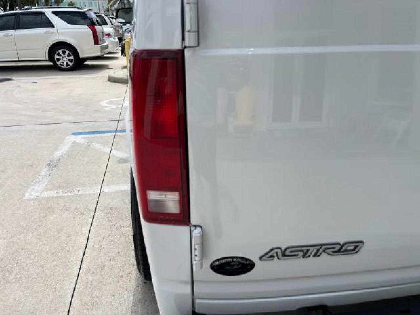 2005 Summit White /Medium Gray Chevrolet Astro Cargo Van LOW MILES 82,583 (1GCDM19X45B) with an 4.3L Vortec 4300 V6 MFI Engine engine, Automatic transmission, located at 4701 North Dixie Hwy, Pompano Beach, FL, 33064, (954) 422-2889, 26.240938, -80.123474 - OUR WEBPAGE FLORIDACARS1.COM HAS OVER 100 PHOTOS AND FREE CARFAX LINK 2005 CHEVROLET ASTRO ROAD READY WORK READY VIN: 1GCDM19X45B109424 NO ACCIDENTS NO RECALLS VAN LOW MILES 82,583 4.3L V6 F FLORIDA OWNER 4.3L V6 GASOLINE 4 SERVICE RECORDS REAR WHEEL DRIVE Anti-Theft System Automatic Climate Control - Photo#93